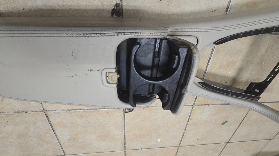 1997 2000 01 02 03 2006 JAGUAR XK8 XKR consola central reposabrazos portavasos cenicero Foto 4 de 4