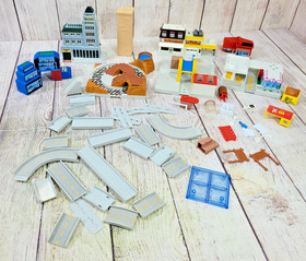 55 pcs Vintage Galoob 1980's 90s Micro Machines City Playset + Tracks Lot