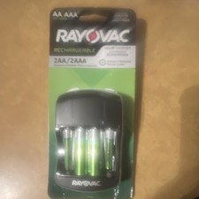 Rayovac AA AAA NiMH Rechargeable Battery Charger with 4 Batteries