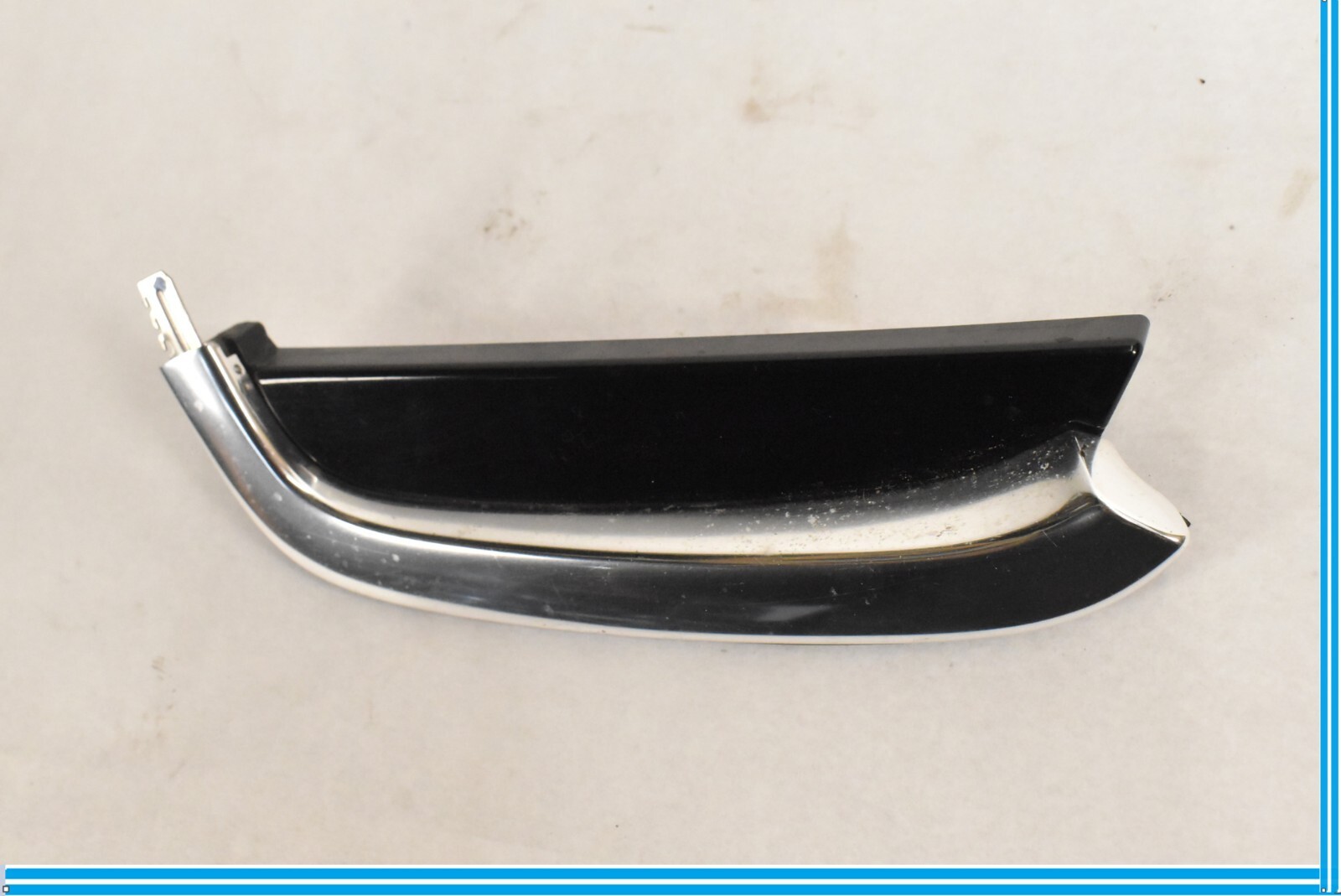 14-17 Maserati Ghibli Rear Right Side Door Molding Moulding Trim Panel Cover OEM