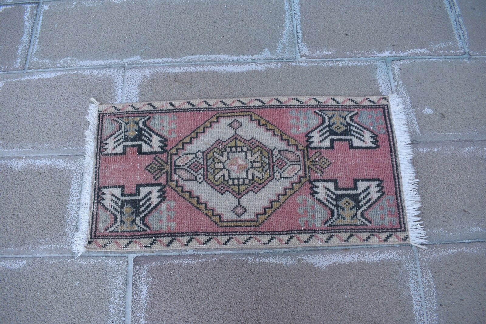 Picture 1 of 8