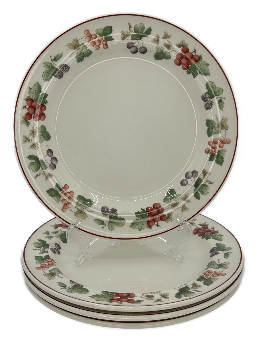 Lot de 8 assiettes comptines en terre de fer Choisy le Roi