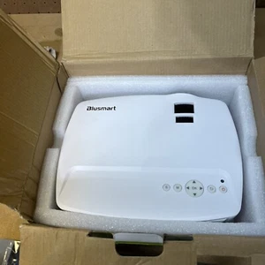 Projecteur portable Blusmart LED - 9, 1080 P, Nouveau, pas utilisé avant.