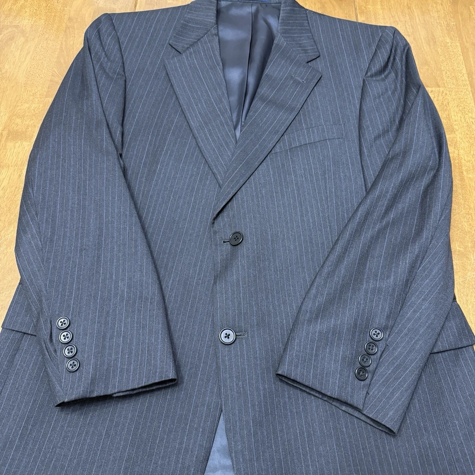 Loro Piana suit men 40S gray pinstripe luxury designer Italy Daniel Cremieux - Image 3 of 4