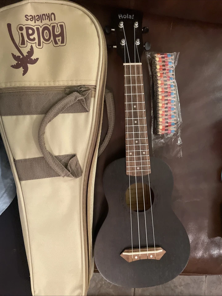 Hola! 尤克里里 HM-121BK+ — 第 2/4 张图片