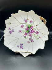 VINTAGE NAPPY OR TRINKET DISH VIOLET COVERED GOLD ACCENTS JAPAN LEAF SHAPED