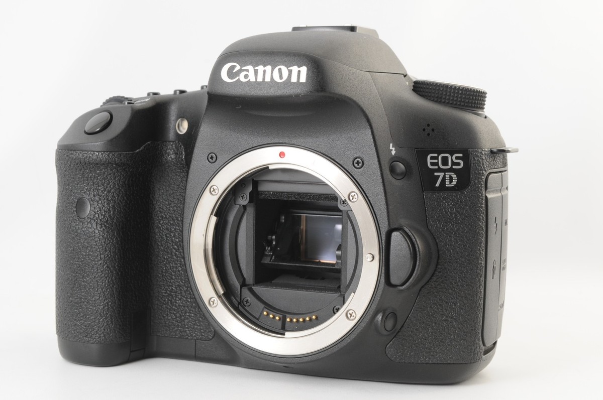S/C 16239 [Near MINT] Canon EOS 7D Digital SLR Camera EF