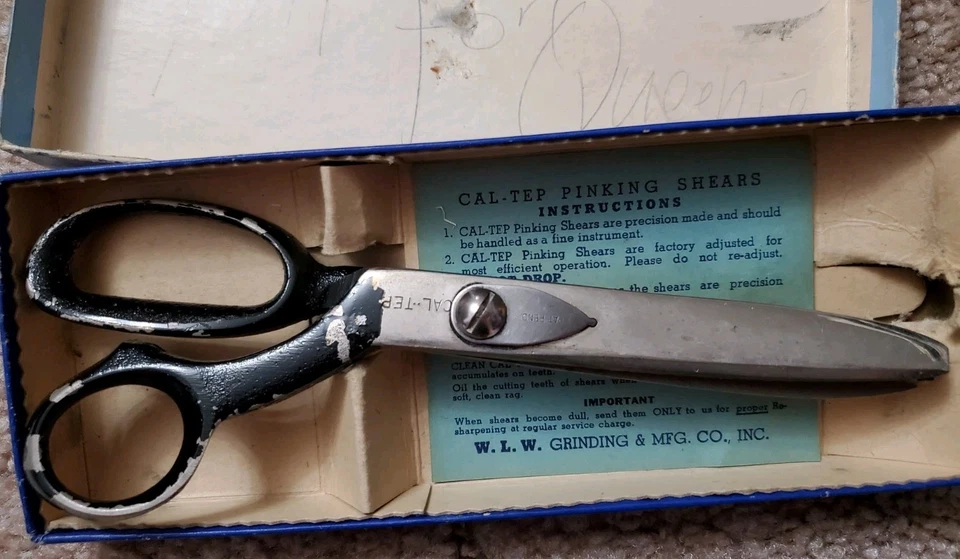 Vintage Precision Made CAL-TEP 7.5" Pinking Shears Scissors with Box USA - Image 3 of 4