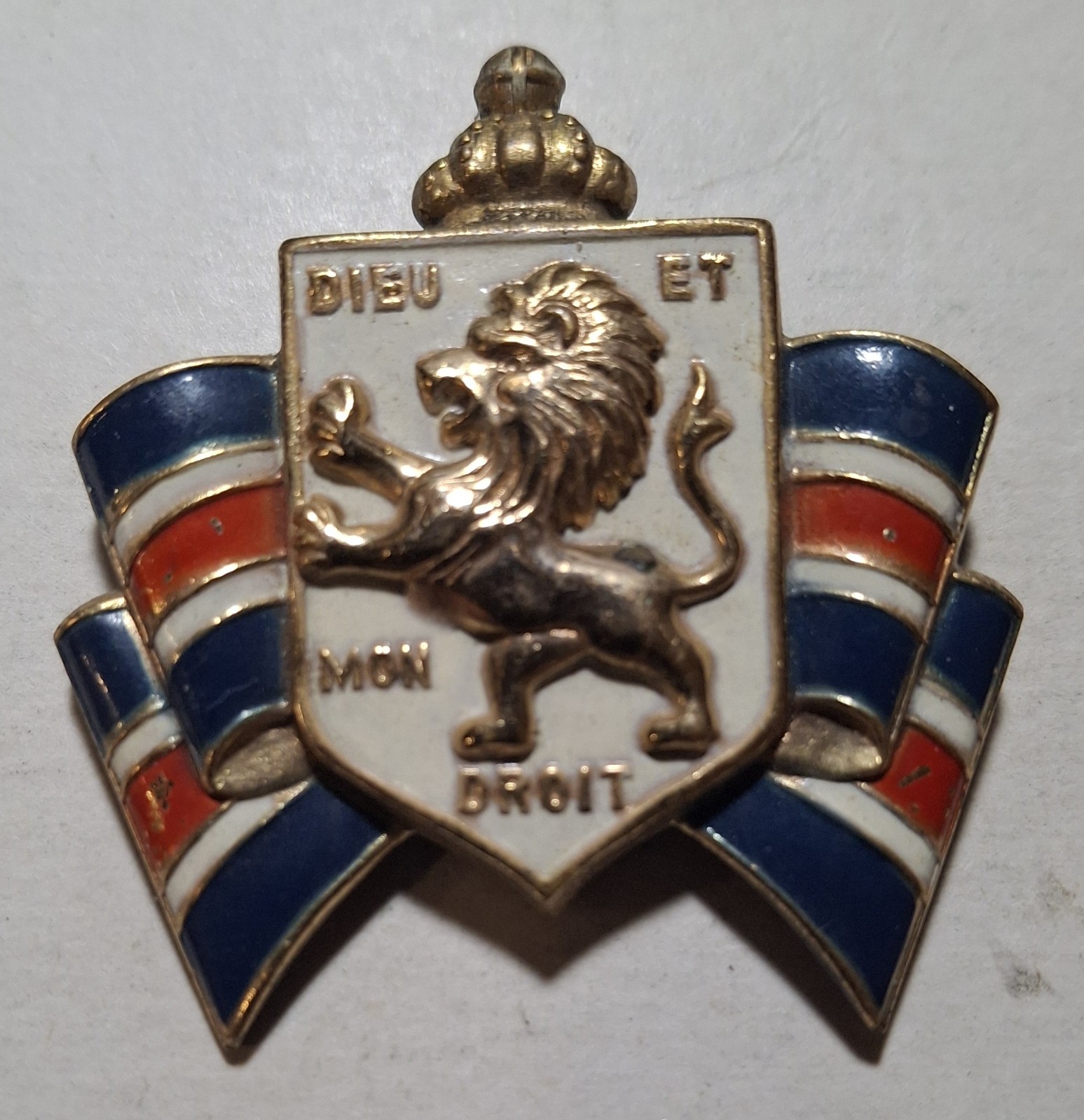 US WW2 British War Relief Society Pin Circa 1941 Enamaled Dieu Et Mon ...