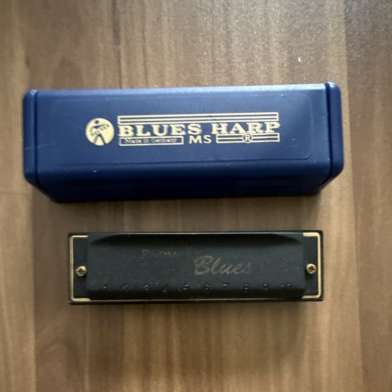HOHNER Blues Harp MS 532/20 Diatonic Harmonica Key of F Black Metal w/ Case