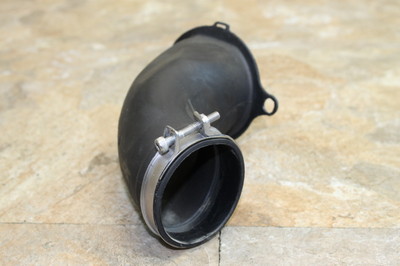 06-11 ZX14 OEM Right INTAKE TUBE THROTTLE BODY BODIES MOUNT AIRBOX