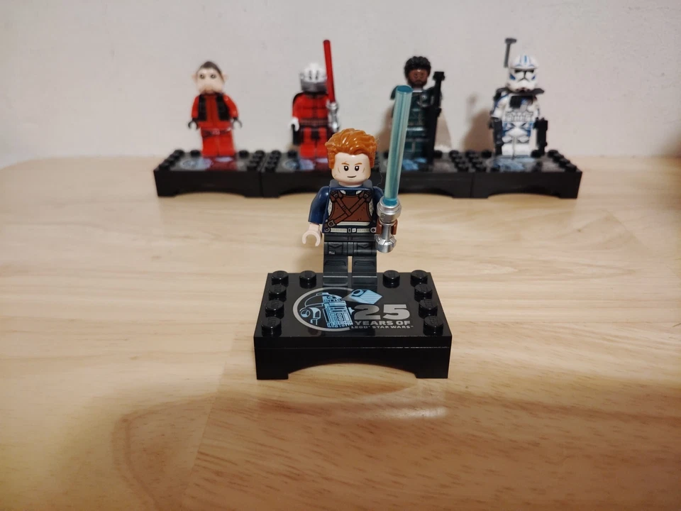 Lego Star Wars 25th Anniversary Minifigure Lot 5 Authentic Lego Minifigures - Image 4 of 4