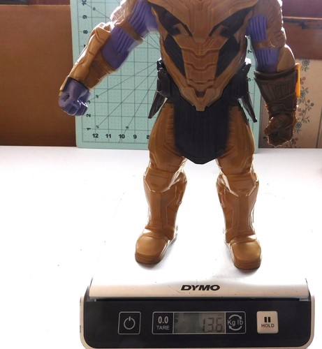 Figura de acción Marvel Thanos Endgame 12" de alto Hasbro Titan Hero Series 2018 - Imagen 4 de 4