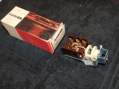 1971 1972 1973 Ford Pinto Runabout Station Wagon NOS HEAD LIGHT LAMP SWITCH