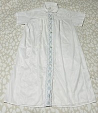Granny Robe Housecoat Medium White Nylon Blue Floral Embroidered Vintage