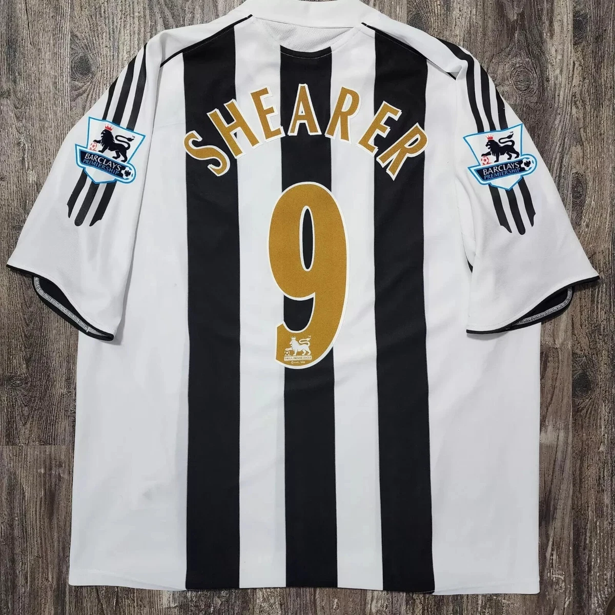 Preços baixos em Newcastle United Tamanho Extra Grande fã de