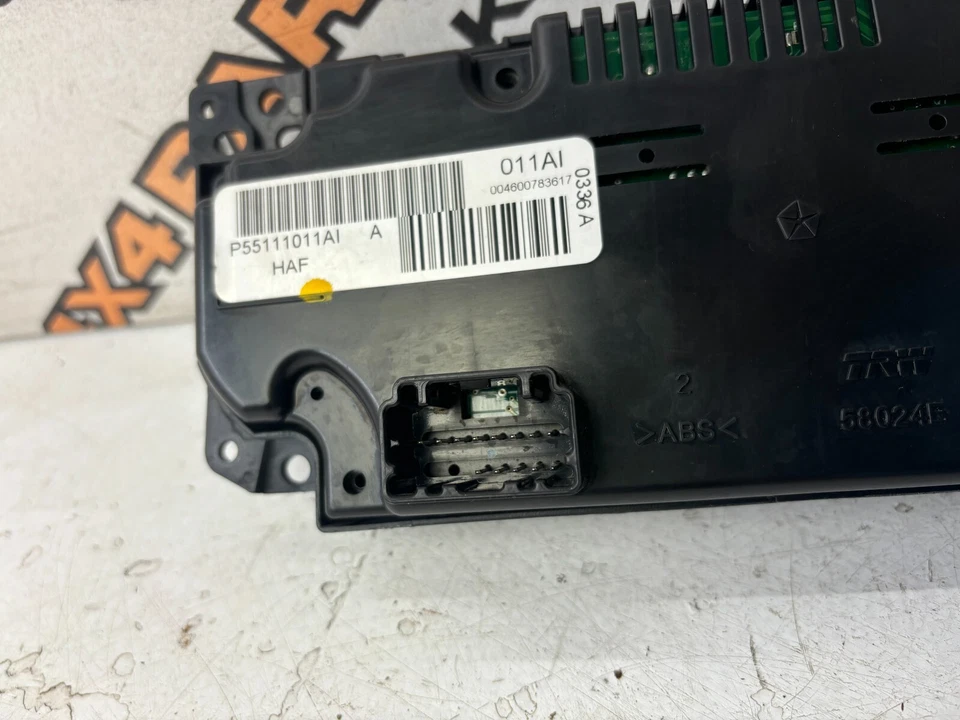 2006 JEEP COMMANDER 3.0 CRD HEATER CONTROL PANEL P55111011AI - Image 4 of 4