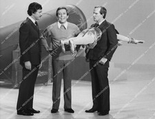 / 1969 Tom and Dick Smothers Brothers, Andy Williams TV The Andy Williams Show -