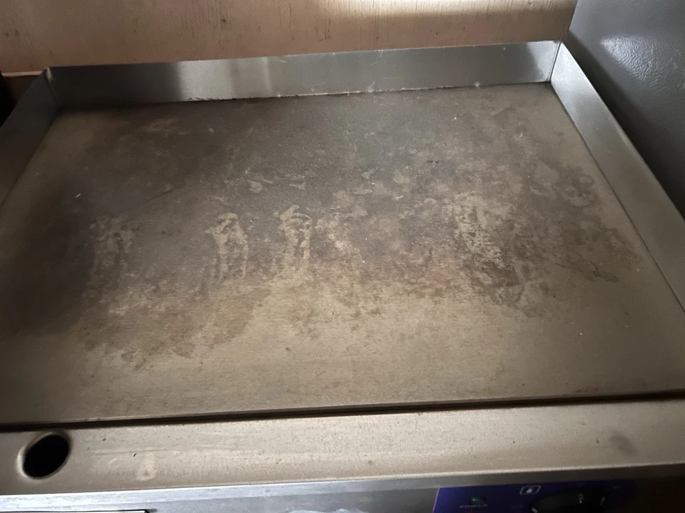 Parrilla/plancha eléctrica comercial de tapa plana, estufa eléctrica, 110 V, 60 Hz, 2,6 kW Foto 2 de 4