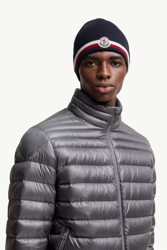 $295 NWT AUTHENTIC UNISEX NAVY BLUE TRICOLOR WOOL BEANIE