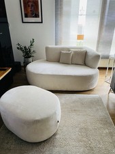 2Sitzer/Recamiere mit Hocker In Chenille Creme