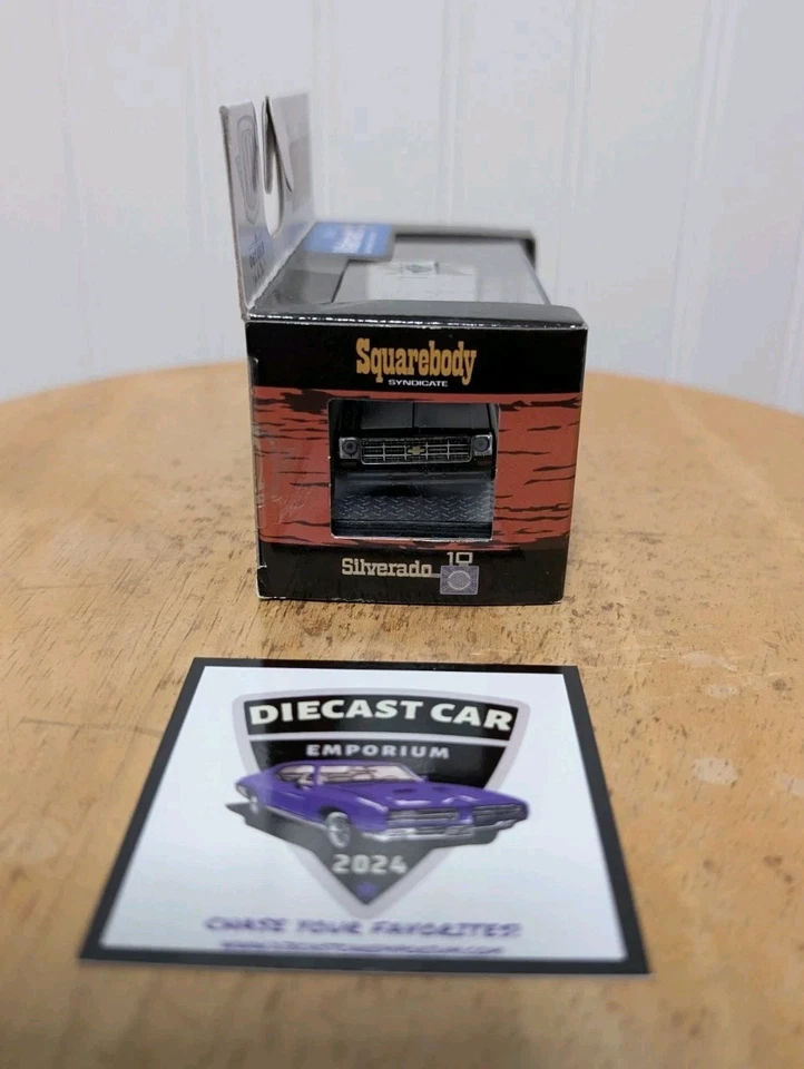 M2 Machines 1979 Chevrolet Silverado Woodson WMTS15 Squarebody Syndicate 21-07 - Image 4 of 4