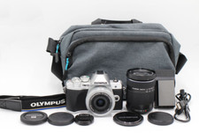 Olympus OM-D E-M10 Mark III Silver 16.1MP 14-42 40-150 Lens
