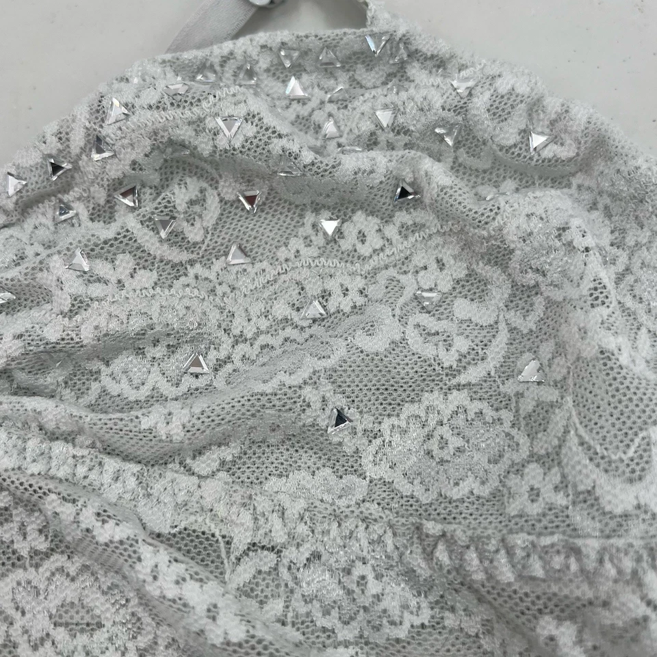 Sujetador Bralette Rosa Por Victoria's Secret Encaje Talla M Gris Claro Deslumbrado Pullover Foto 4 de 4