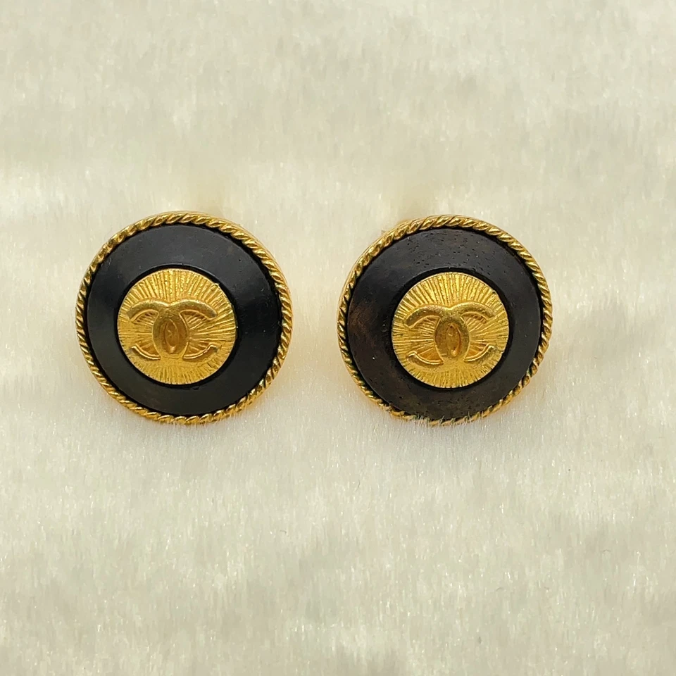 Auth Chanel Vintage Wood Coco Marks GP earrings 93A With Box SK090125 - Image 4 of 4