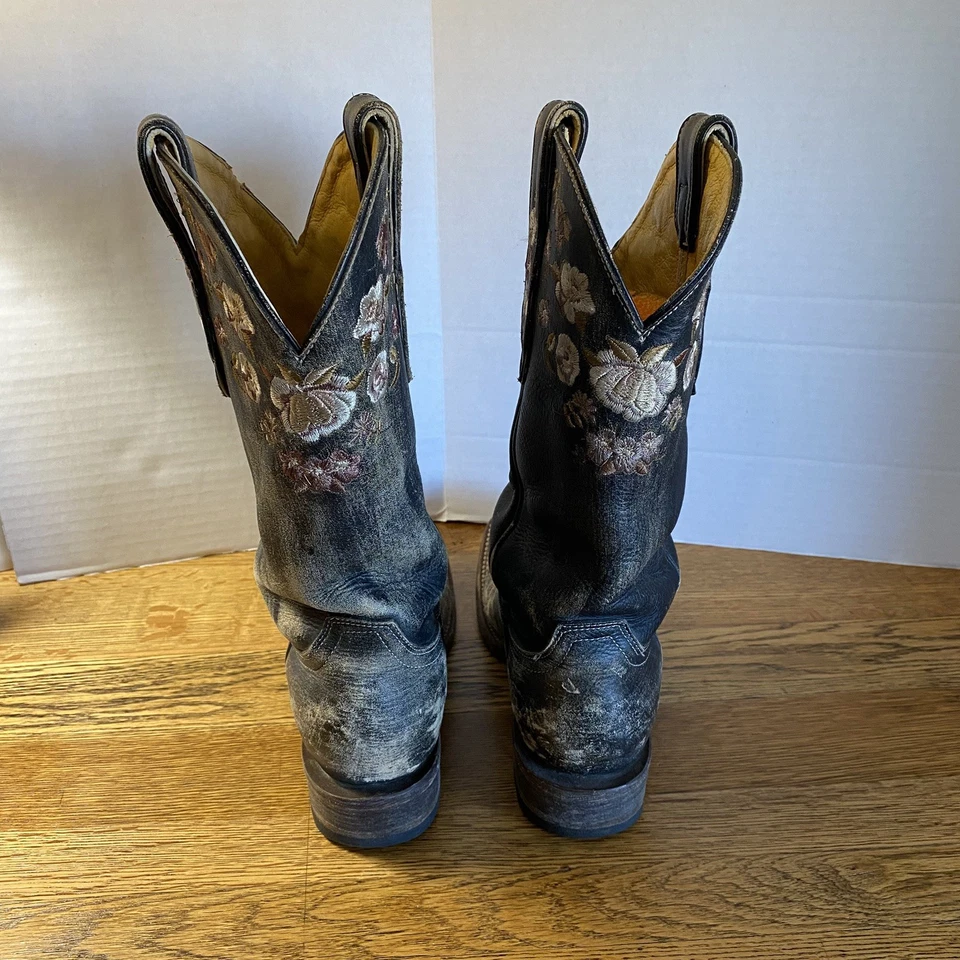 Botas de Vaquero Cavenders Rústicas Florales Bordadas 8.5 Gris/Marrón Puntera Cuadrada Foto 4 de 4