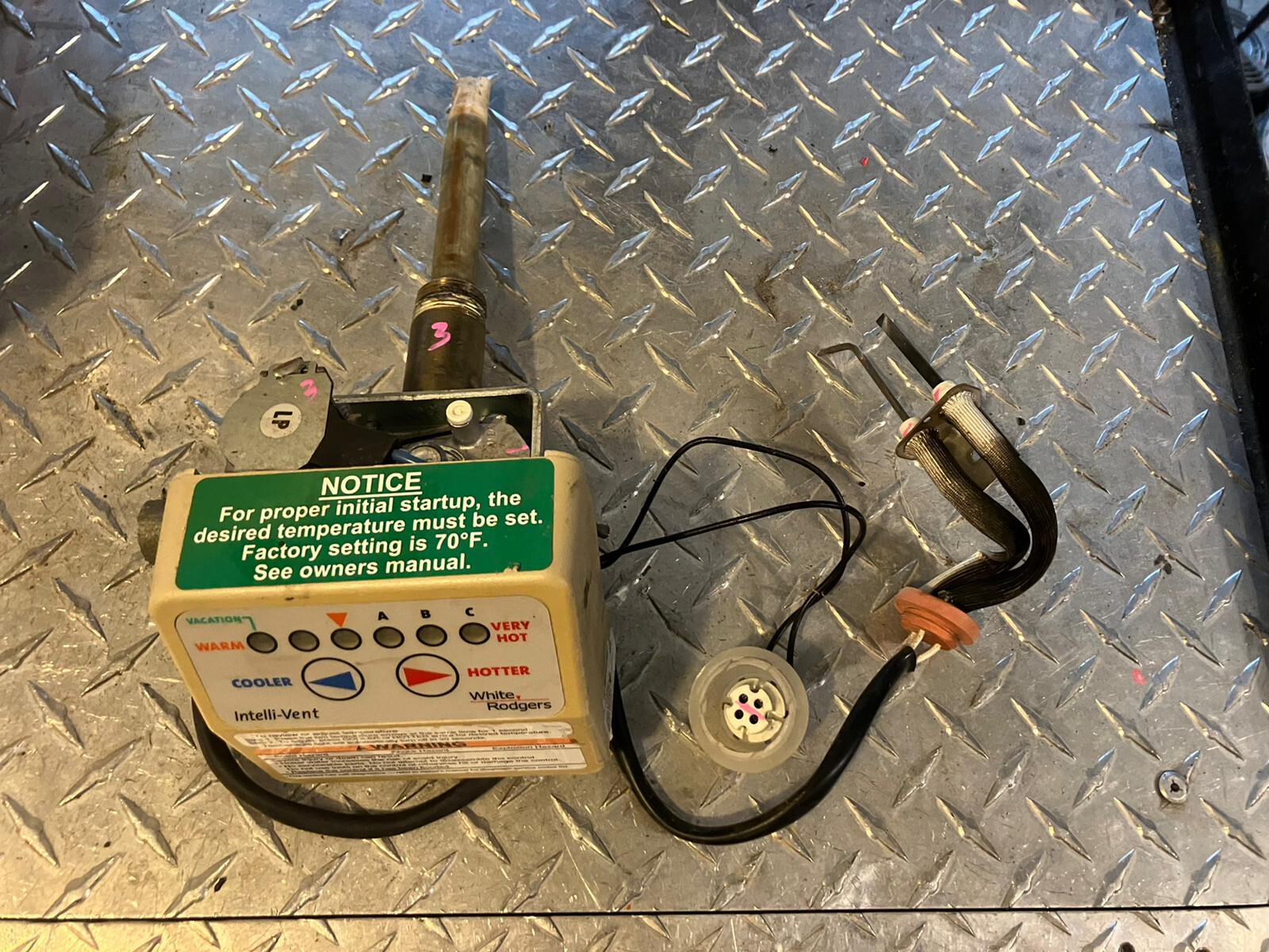 Rheem AP13846A-1 Water Heater LP Gas Valve with Igniter u0026amp; Vapor Sensor.FAST  SHIP | eBay