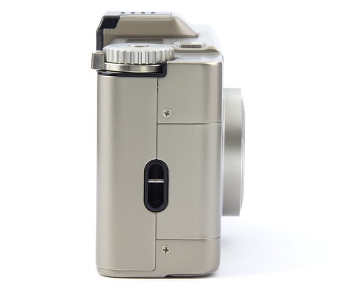 Leica Minilux Zoom Compact 35mm Film Camera 18036 - Picture 6 of 9