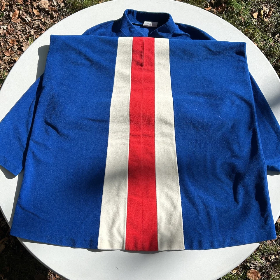 Bata de Colección Años 70 Azul Rojo y Blanco Rayas JC Penney Ropa de Salón con Cremallera Foto 2 de 4