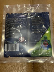 LEGO 5002126 Martian Manhunter Minifigure Polybag Promo Set DC Super Heroes NEW