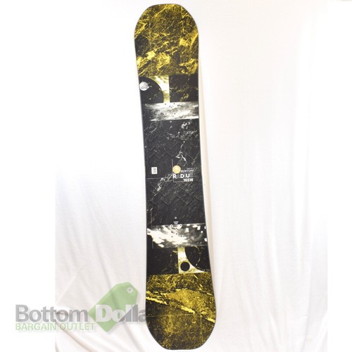 Burton Radius 165W Flat Top 10980104000 Adult Snowboard Yellow/ Black