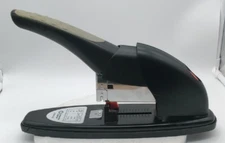 Business Source 62839 Heavy Duty Stapler 3lb 140 Sheet Capacity Black Office