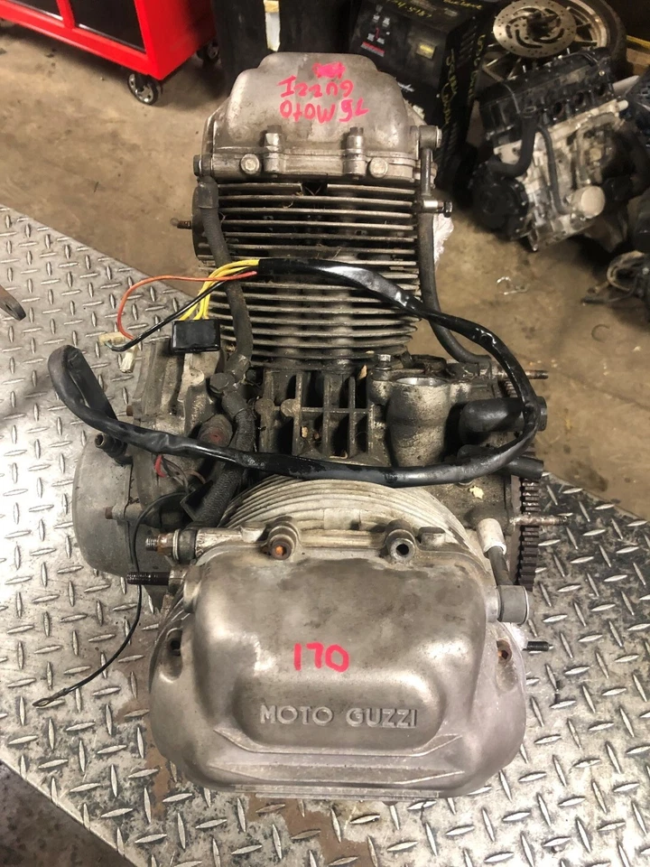 75 Moto Guzzi 850 T3 engine motor Foto 2 de 4