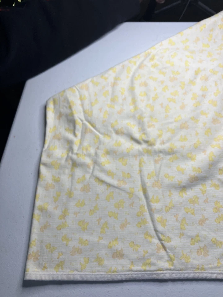 Manta Receptora De Colección Carters Amarillo Blanco Naranja 36x36 Conejito Gato Ardilla Foto 4 de 4