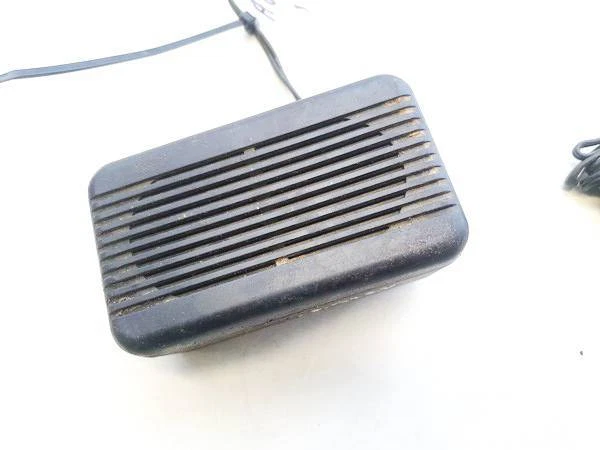 Audi A6 2000 Alarm Siren Module (Alarm System-Horn ) 5009532j02, c #1805560-00 - Imagem 2 de 4