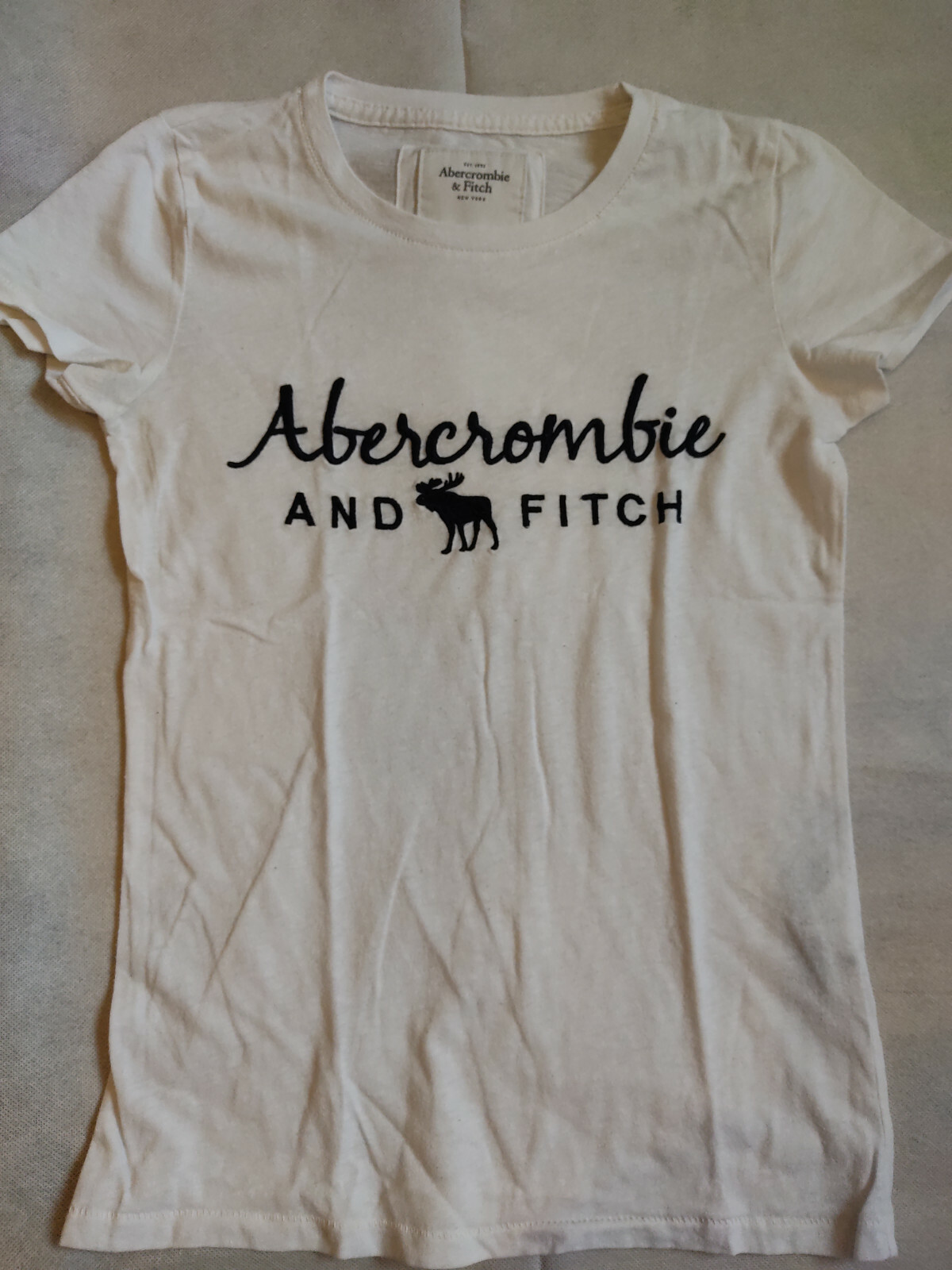 ABERCROMBIE & FITCH schönes Shirt m. Druck weiß Gr. S TOP BI222