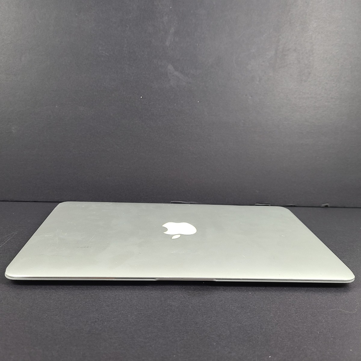 2015 Apple MacBook Air Laptop A1465 11 2015 Apple MacBook Air Laptop A1465 11