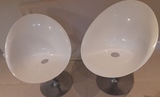 Philippe Starck Eros Chairs, by Kartell, 2 Swivel Chairs, White, Made in Italy 