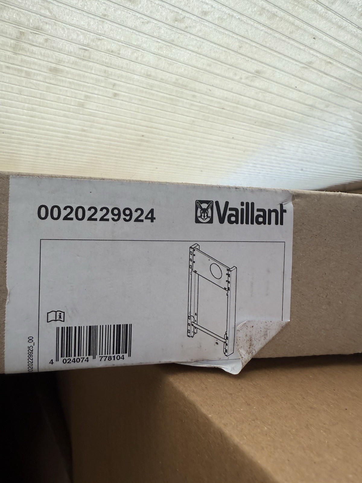 Vaillant EcoFIT Pure Rear Piping Small Spacing Frame 0020229924 Stand Off Kit