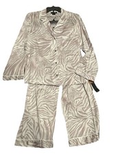 natori pajama set medium New