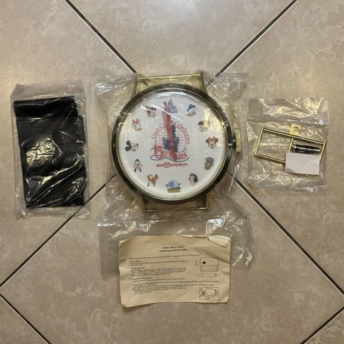 Vintage Disney Coca-Cola 15 Years WDW Wall Clock New In Package Characters