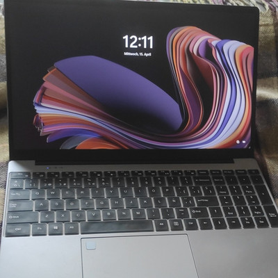 KUU Notebook Intel Celeron, 213 GB SSD, Windows 11, Silber, UHD Graphics