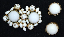 VINTAGE Alice Caviness MILK GLASS RHINESTONE BROOCH, MARRIED EARRING PARURE, SET