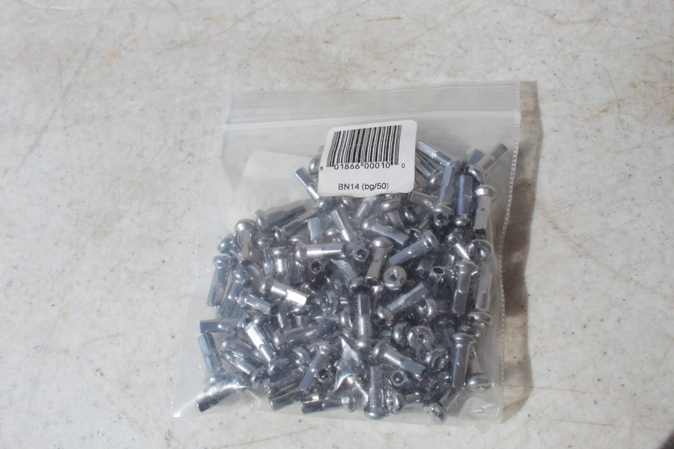 NUEVO Wheelsmith Duristan BN14 14MM SE714 - 50 boquillas para radios Foto 3 de 4