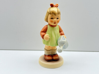 Hummel Figur 729 muss noch Gießen 10 cm. 1 Wahl. Top Zustand  