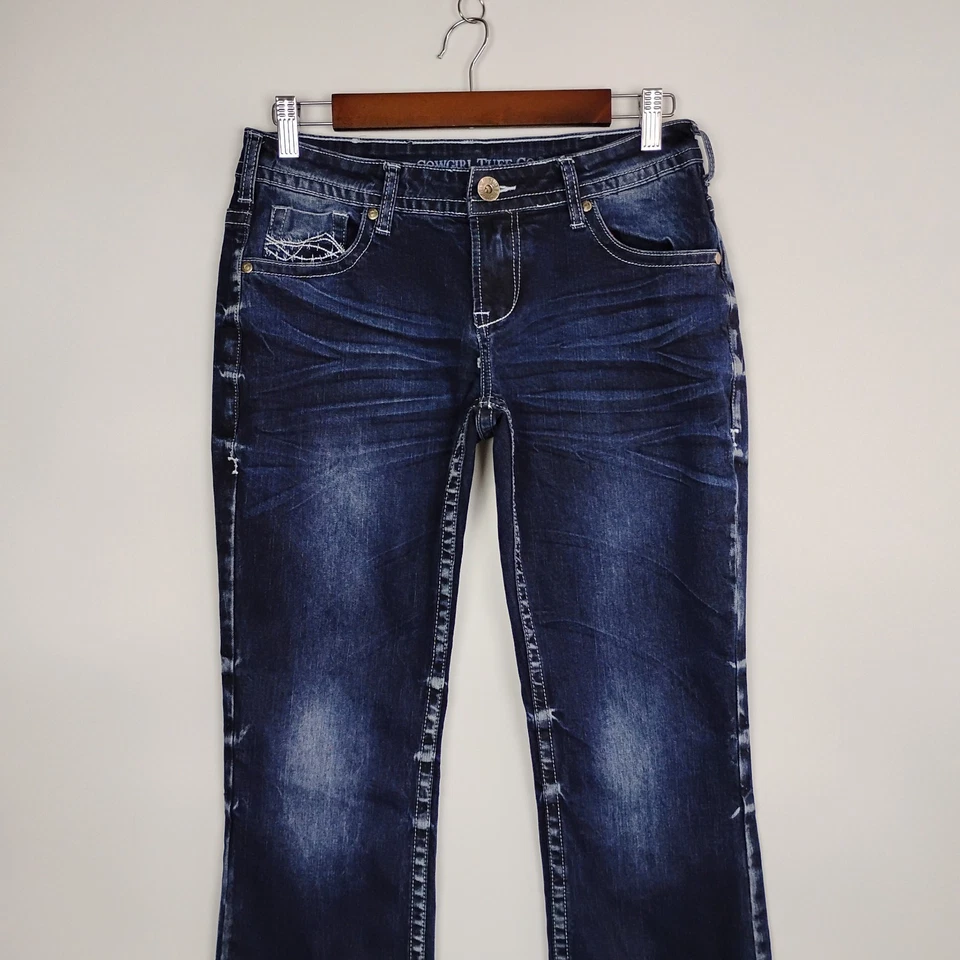 Женские джинсы Cowgirl Tuff 27 синие Take A Dip Bootcut Western Fray Hem эластичные - Изображение 3 из 4